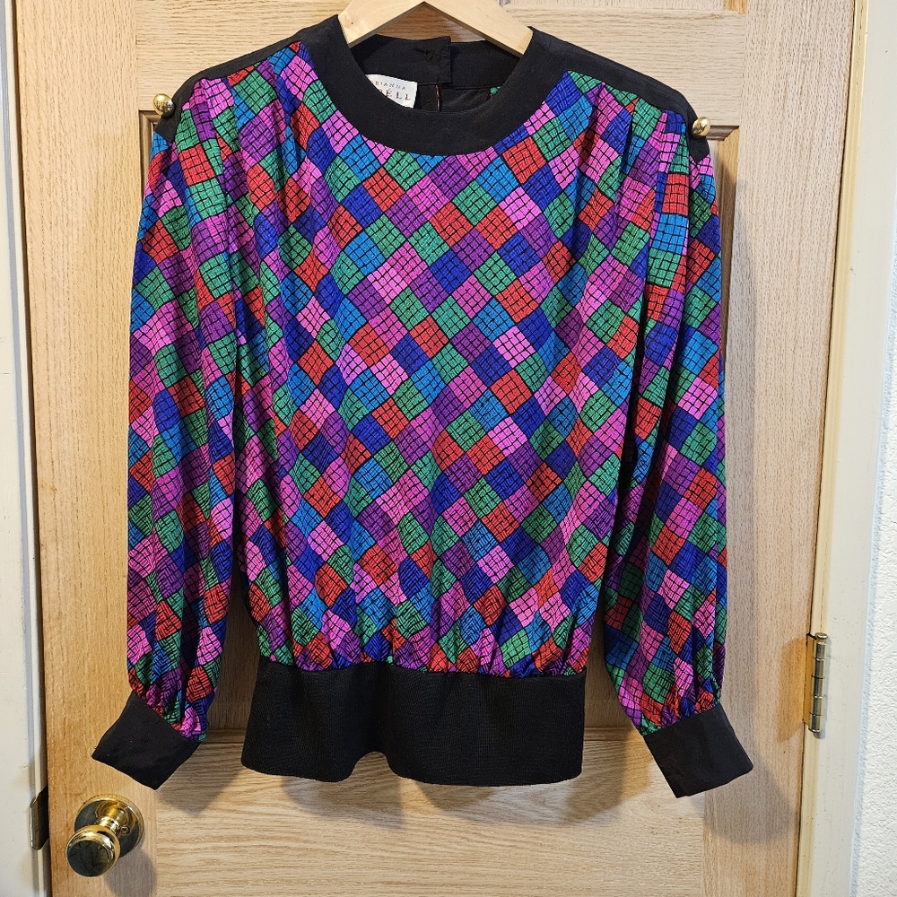 Size 10 Vintage Adrianna Papell 100% Silk Blouse (shoulder pads included)